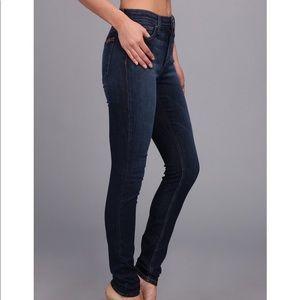 Joe’s Jeans: High Rise Legging dark wash
